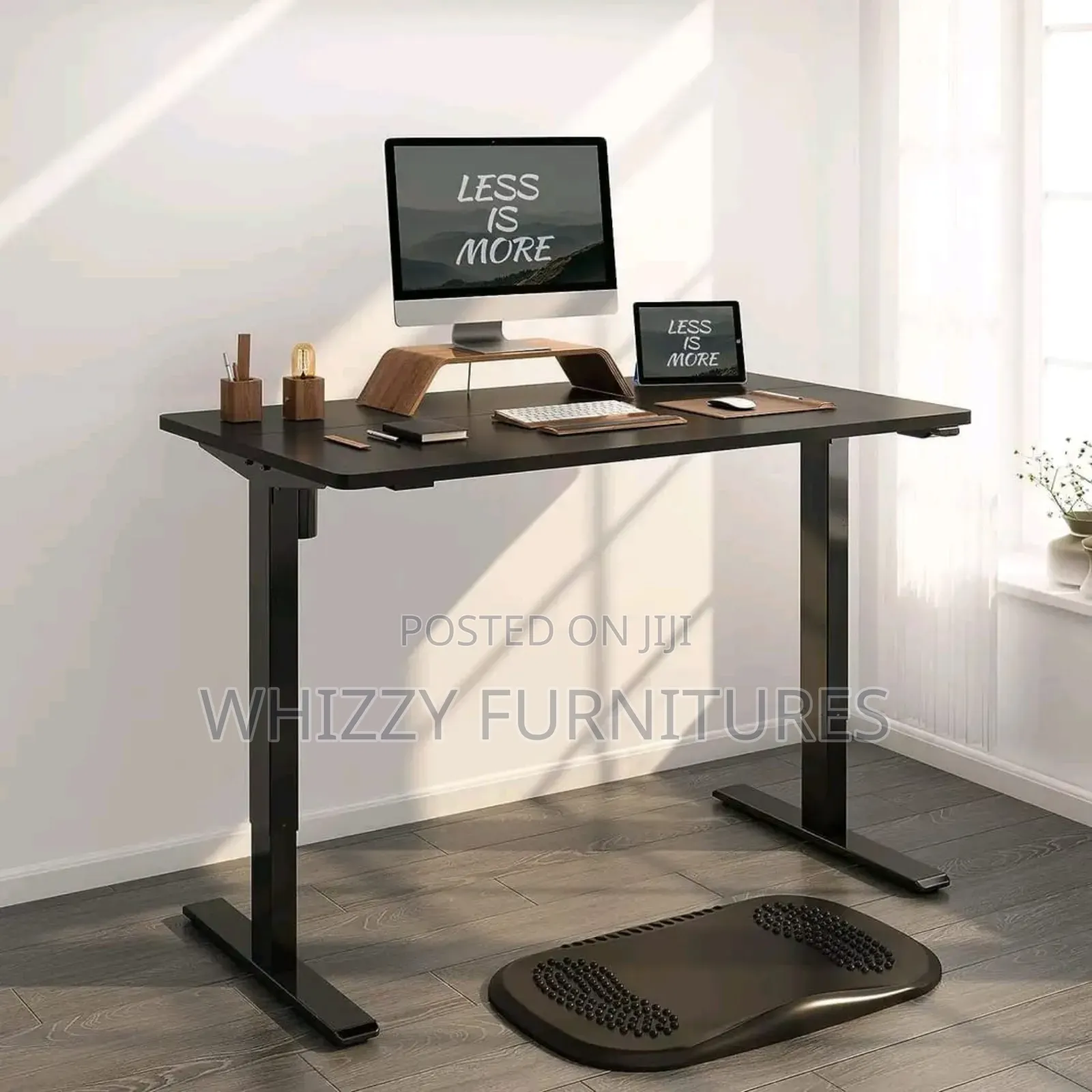 Adjastable Gaming Desk /Black Gaming Table