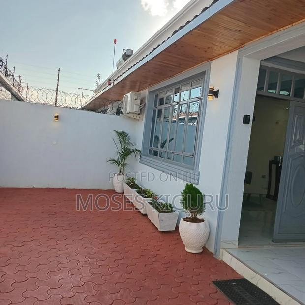 2 Bedroom Villas Air BNB - thumbnail 5