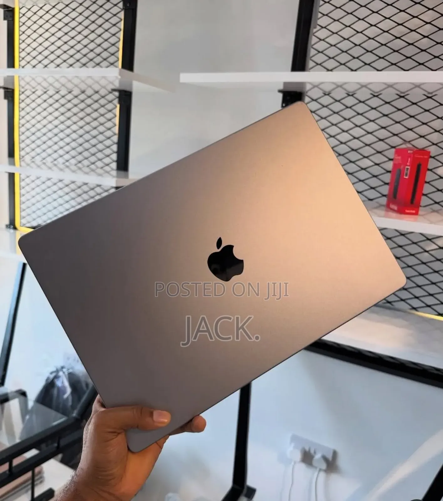 Laptop Apple MacBook Pro 2023 M2 Max 16-Inch 32GB Apple M2 SSD 1T