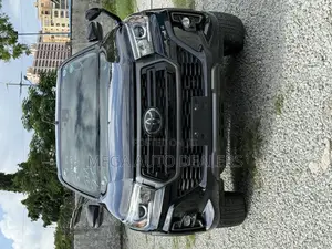 Toyota Hilux Revo Double Cab Deisel 2.8 AWD 2019 Black