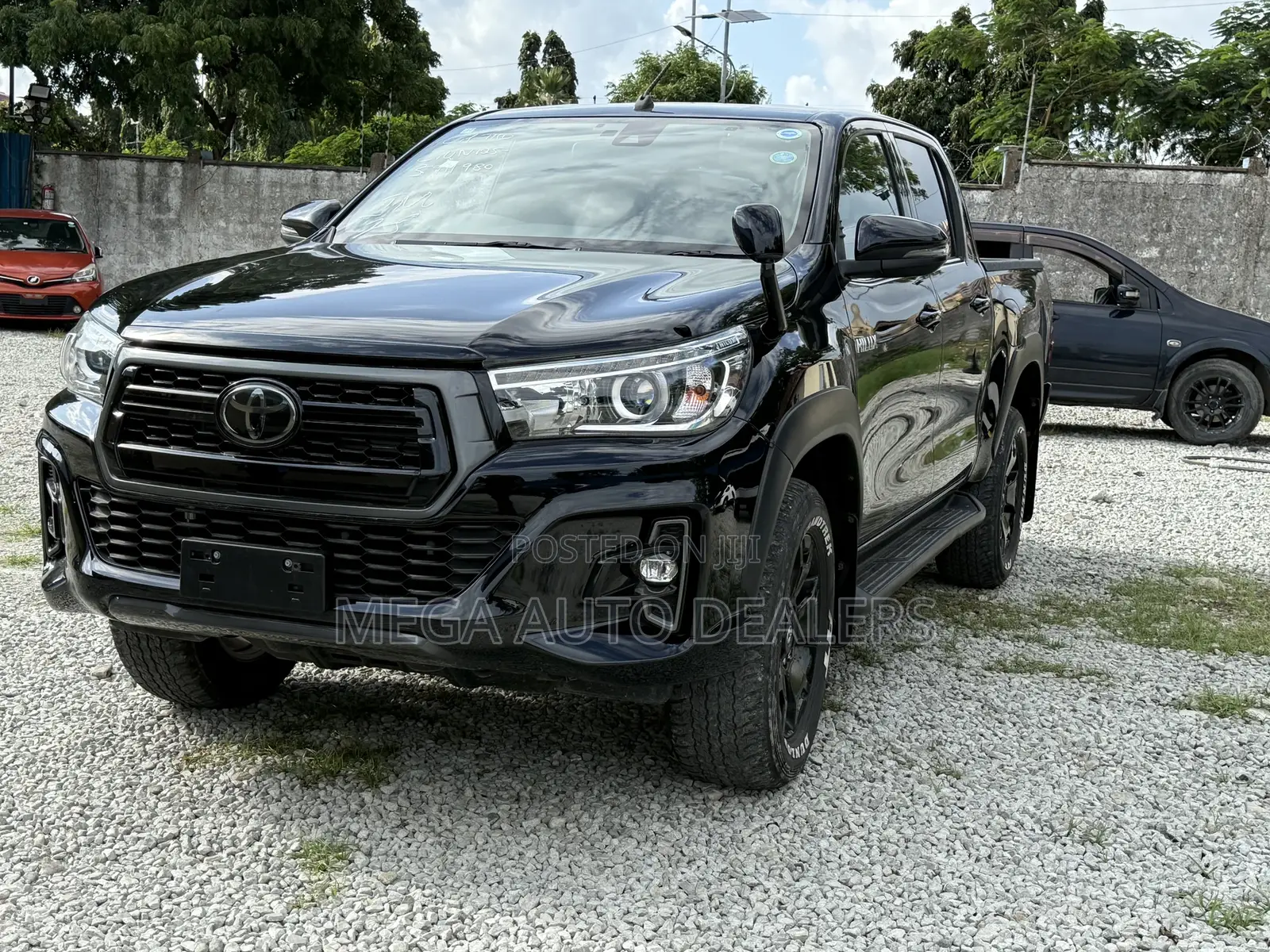 Toyota Hilux Revo Double Cab Deisel 2.8 AWD 2019 Black