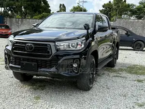 Toyota Hilux Revo Double Cab Deisel 2.8 AWD 2019 Black