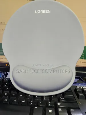 High Quality Ugreen Ergonomic Mouse Pad With Wrist Rest