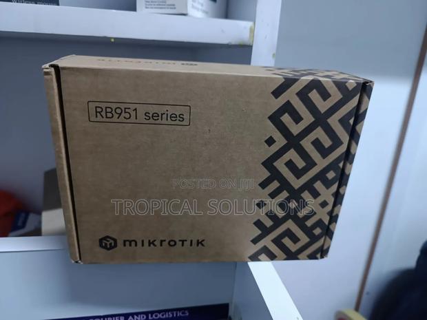 Rb951ui-2hnd Mikrotik// Wireless Router Rb951 - main view