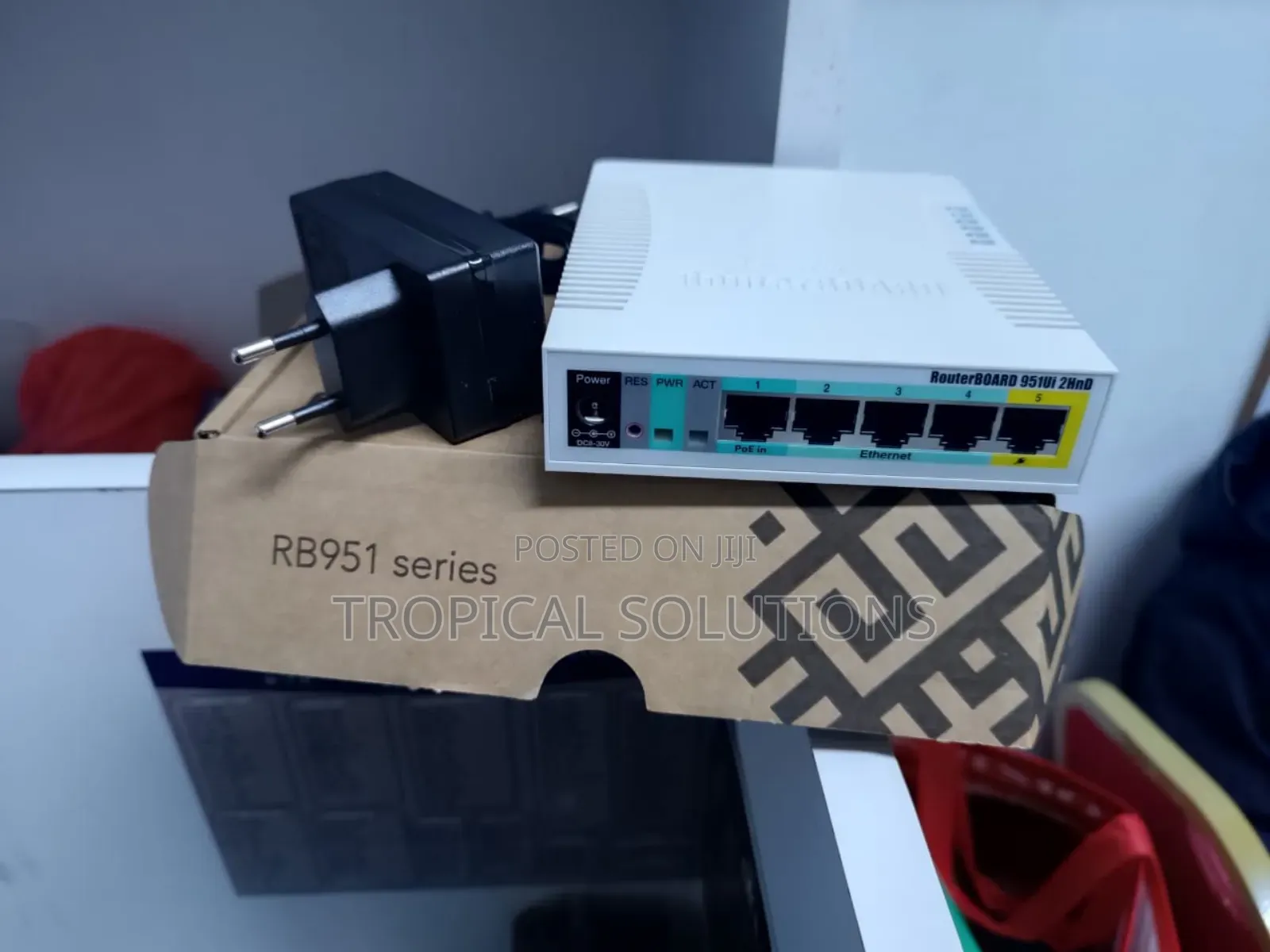 Rb951ui-2hnd Mikrotik// Wireless Router Rb951