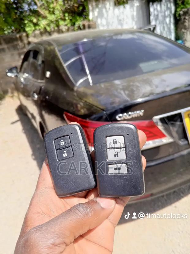 Toyota Crown Athlete Remote Key Programming - main view
