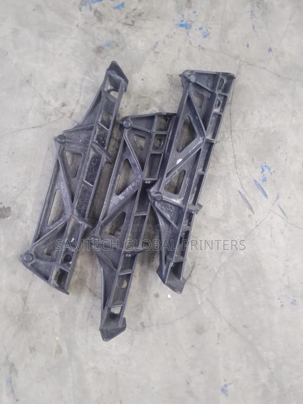 Original Ex Japan Toyota Harrier Headlight Bracket - main view