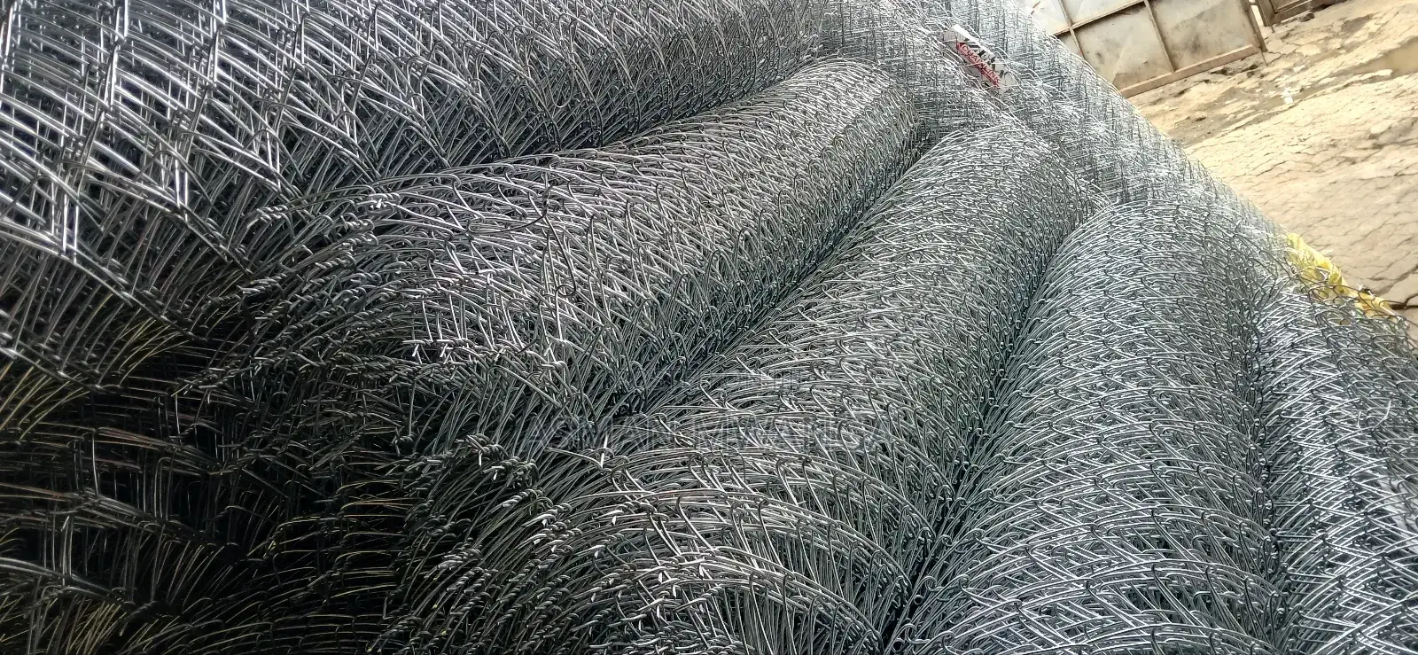 Heavy Gauge Galvanized Diamond Fence