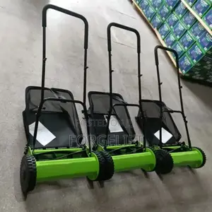 Lightweight Manual Grass Cutter Hand Push With Catcher Tray