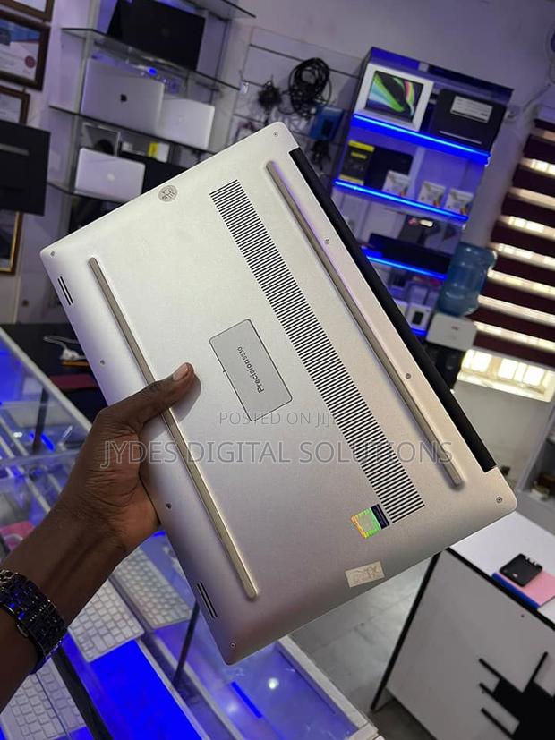 Laptop Dell Precision 5520 16GB Intel Core I7 SSD 512GB - thumbnail 4