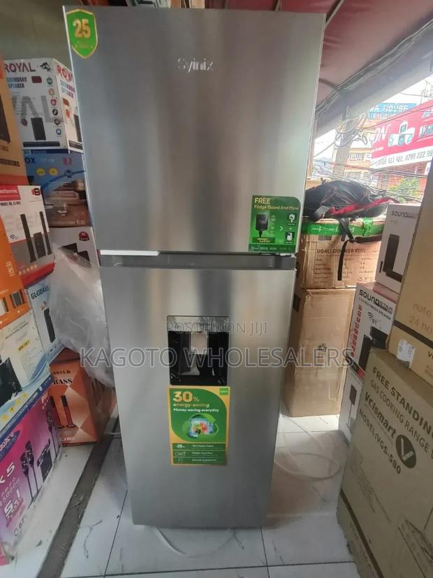 Syinix 257liters Fridge With Water Dispenser
