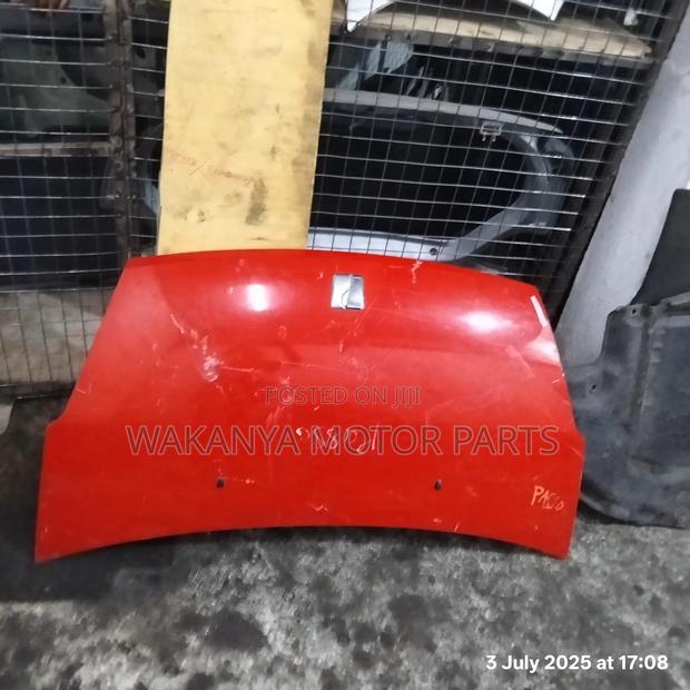 Toyota Passo Old Model 2005/2010 Bonnet, Ex Japan - thumbnail 2