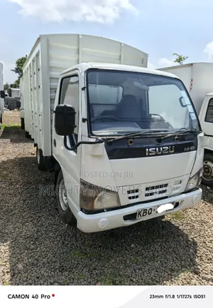 Truck Accessible for Logistic and Delivery Jobs.