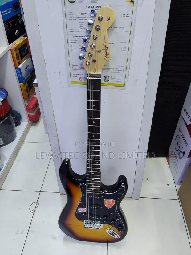 Sunburst Rythm Guitar - main view