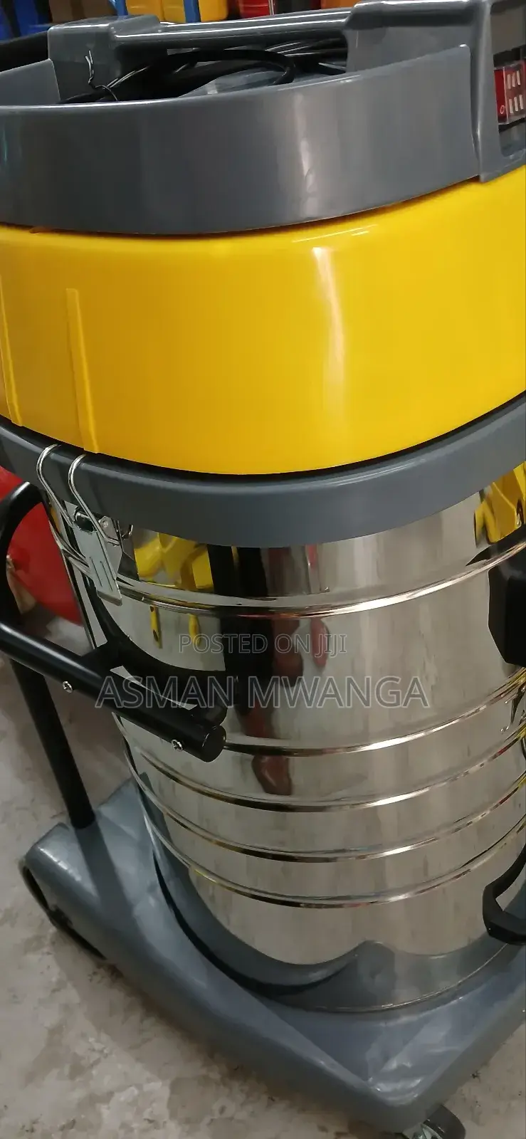 Vacuum Cleaner Bf502 70l