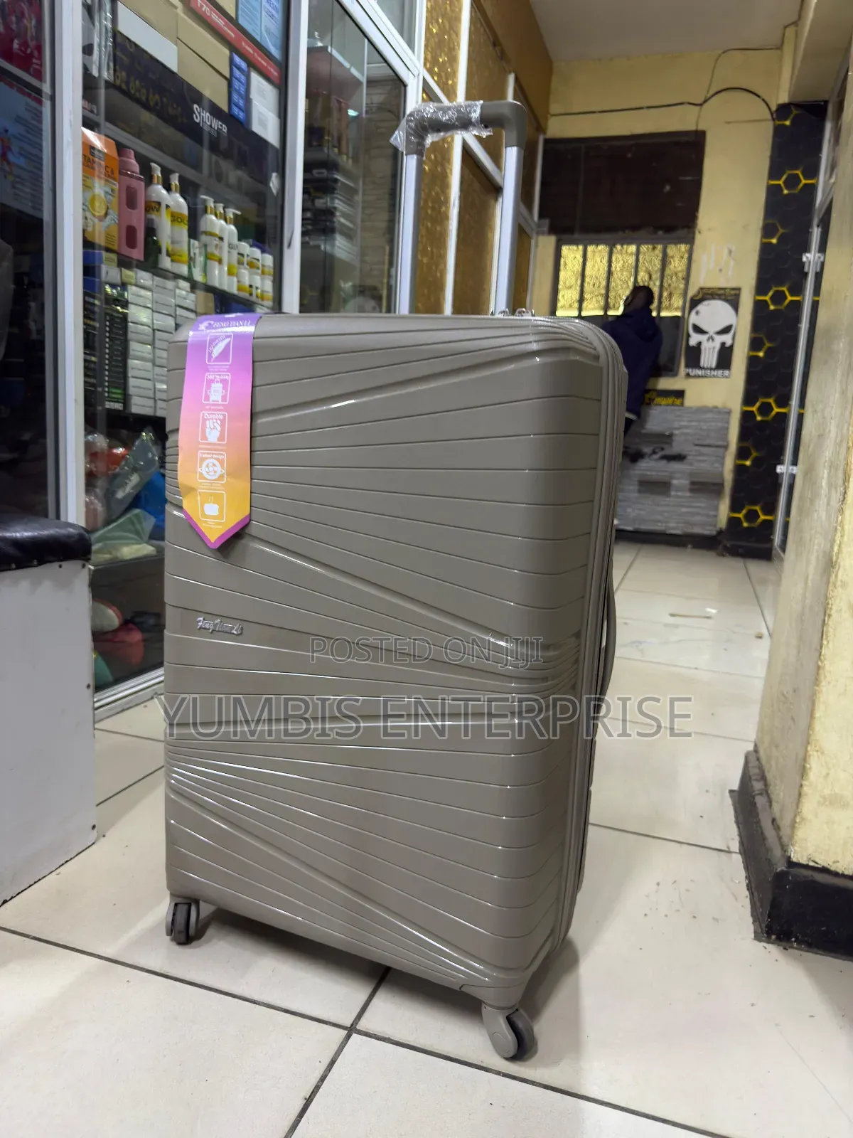 Brown Beige Color 25kg Rubber Large Size Suitcase