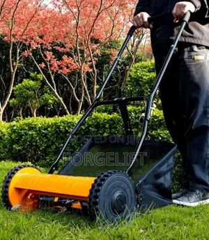 Hand Driven Grass Cutter Designed for Commercial Lawns