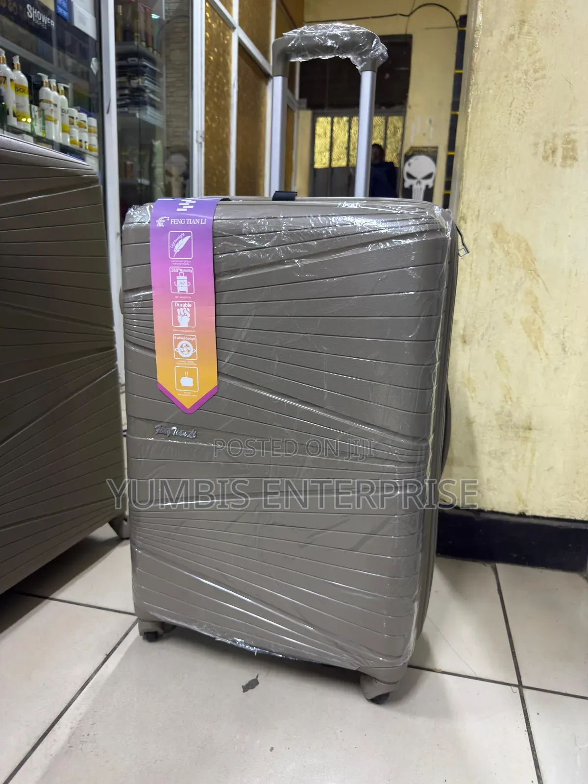 Medium Suitcase Rubber 1pc 18kgs