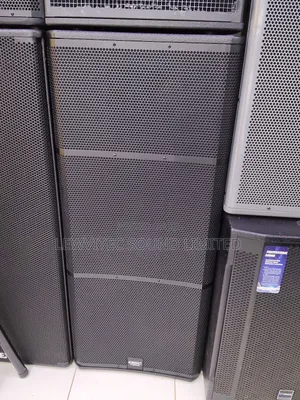 Black Qsc Speaker