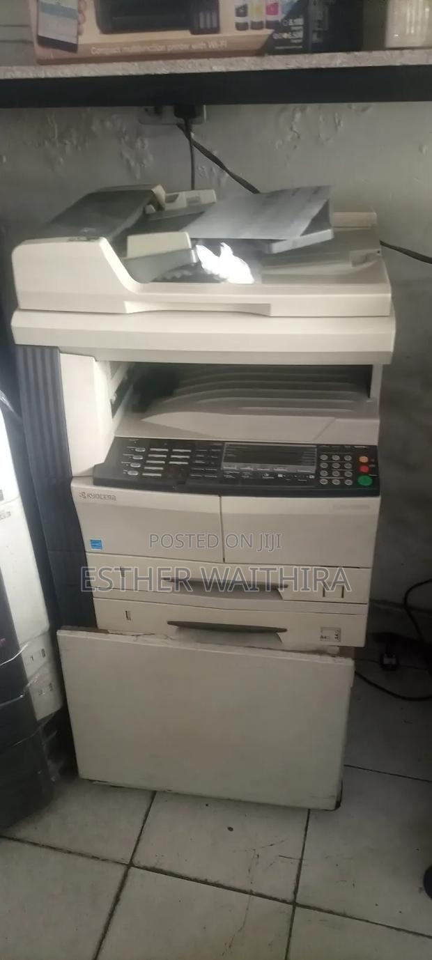 Kyocera Km 2050 High Quality Machine - thumbnail 2
