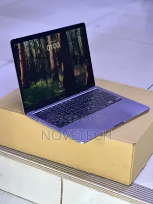 Laptop Apple MacBook Pro 2020 16GB Intel Core I7 SSD 500GB