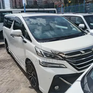 Toyota Alphard 2018 White