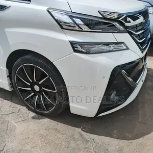 Toyota Alphard 2018 White
