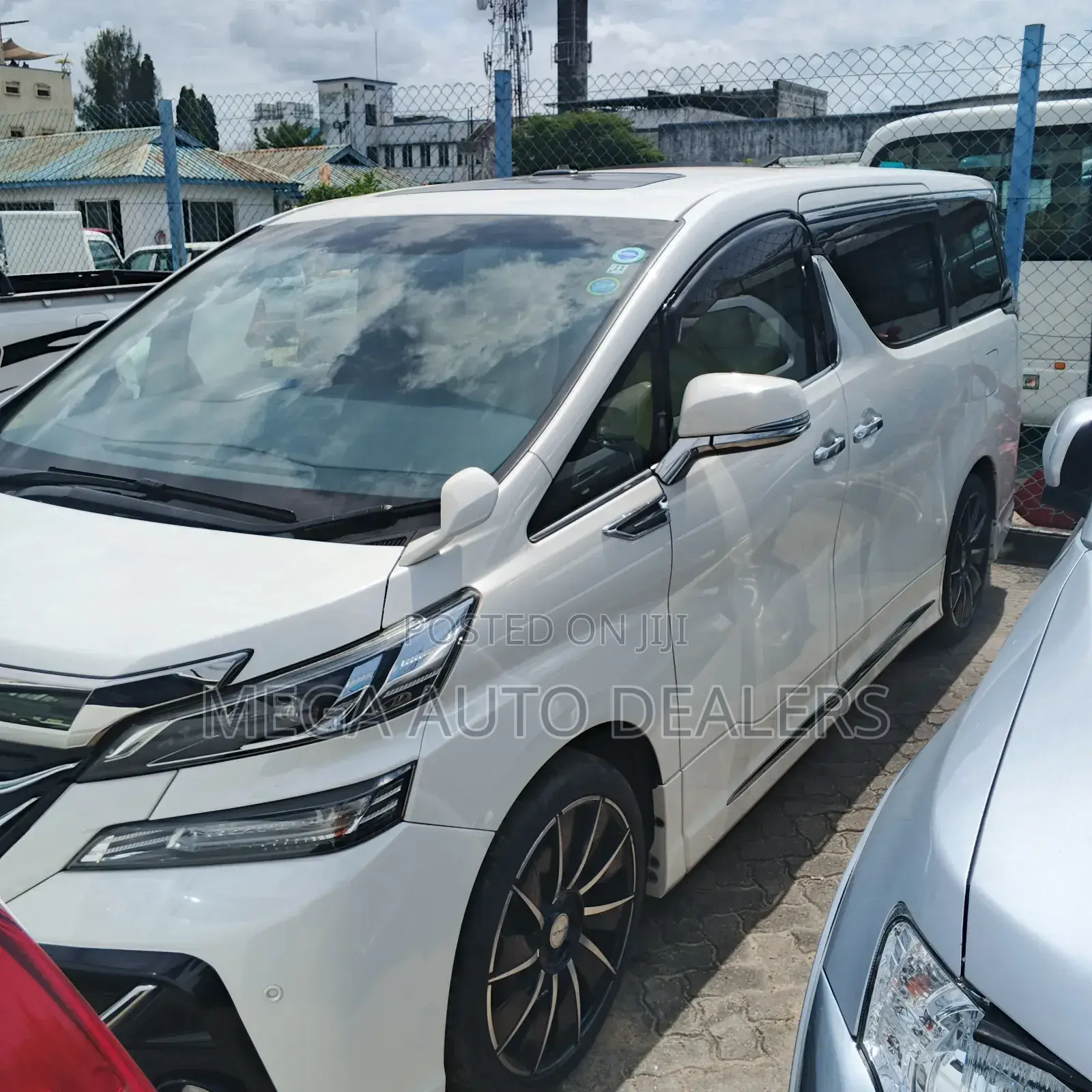 Toyota Alphard 2018 White