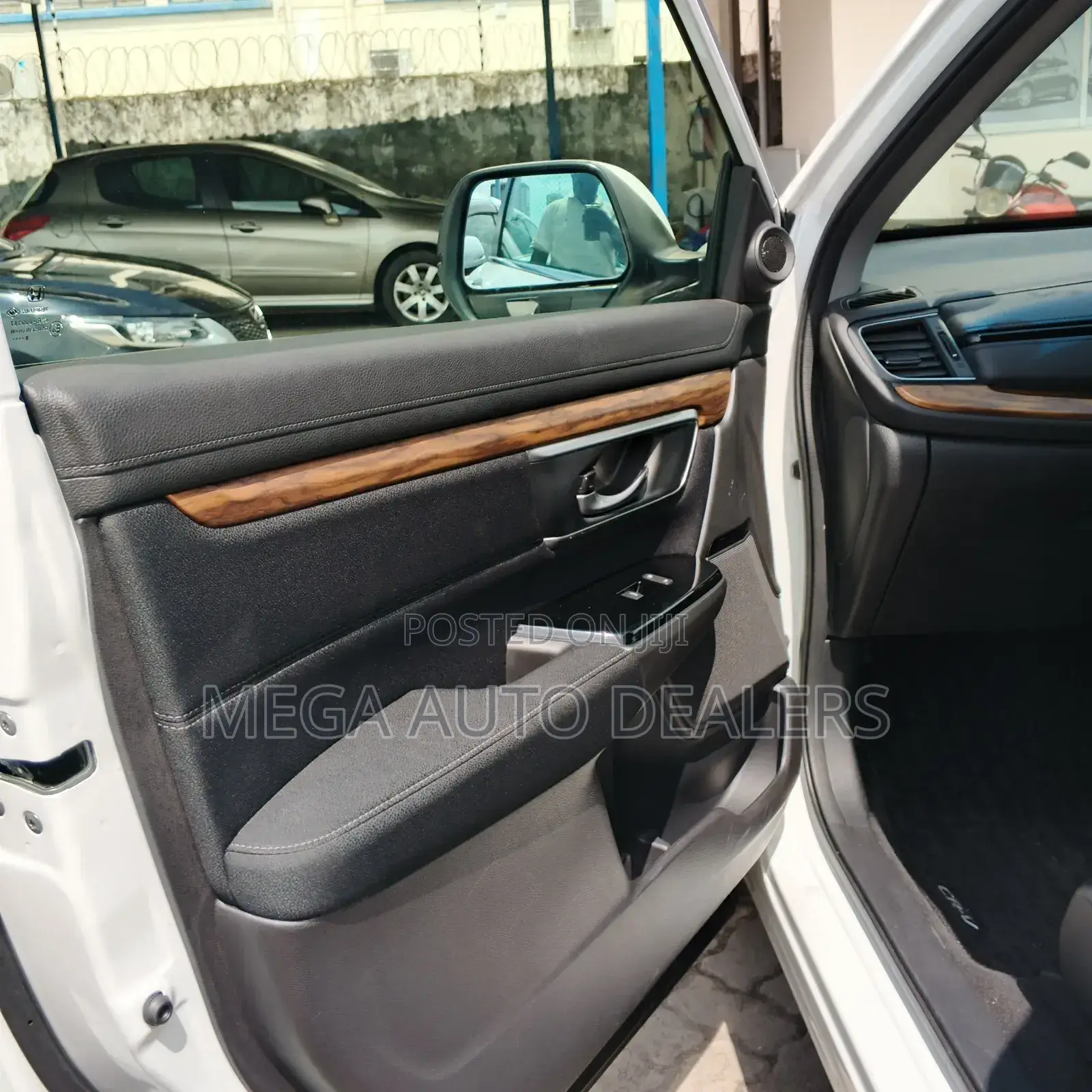 Honda CR-V Hybrid 2020 White