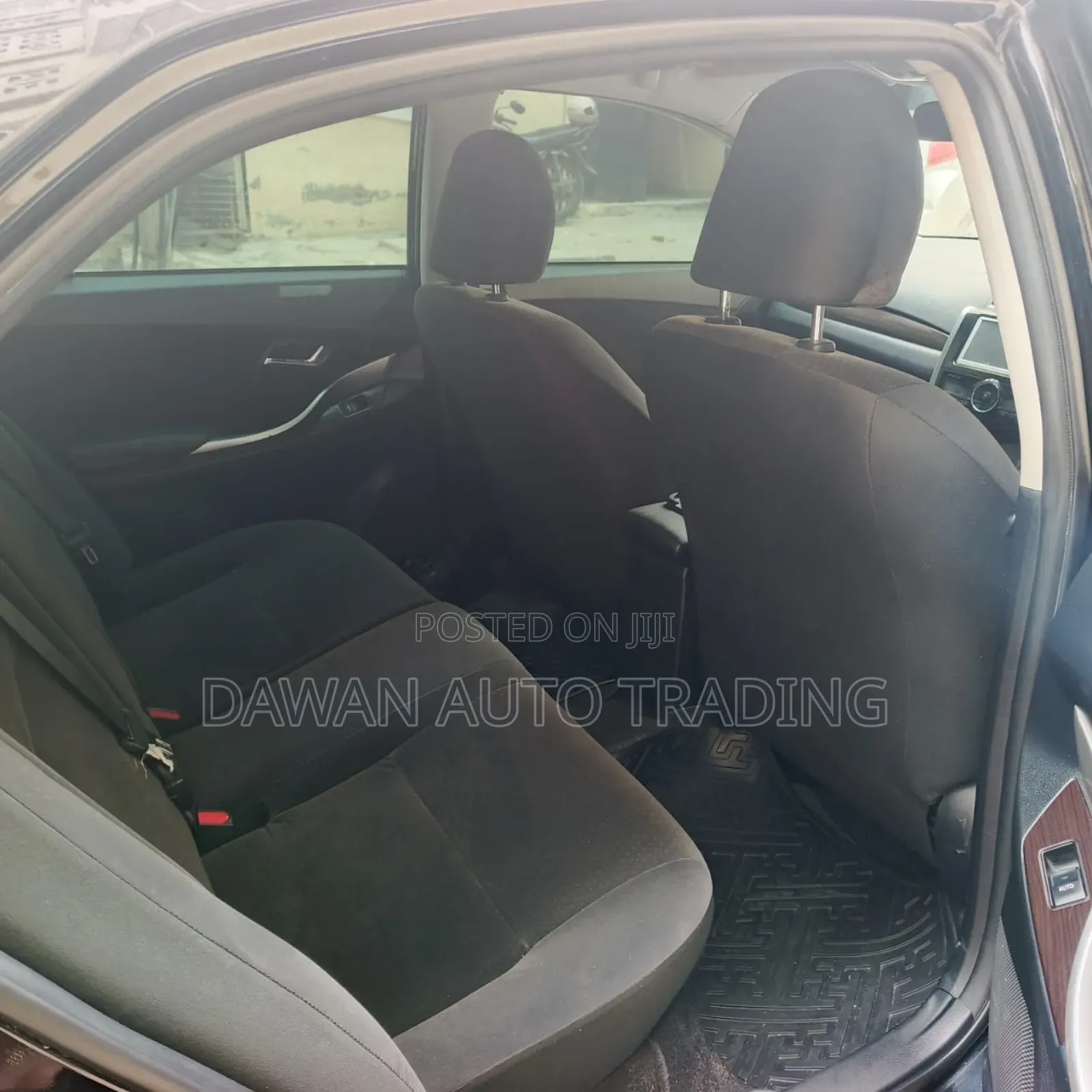 Toyota Premio 2018 Black