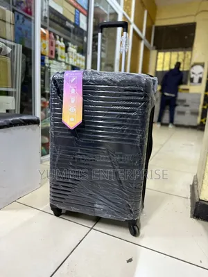 Black Large Suitcase 23-25kgs