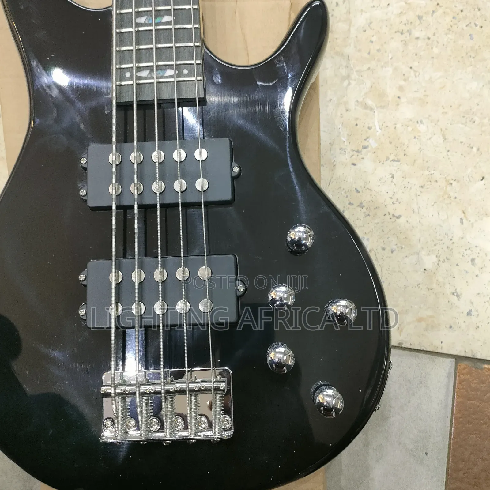 Ibanez 5 String Active Bass Black
