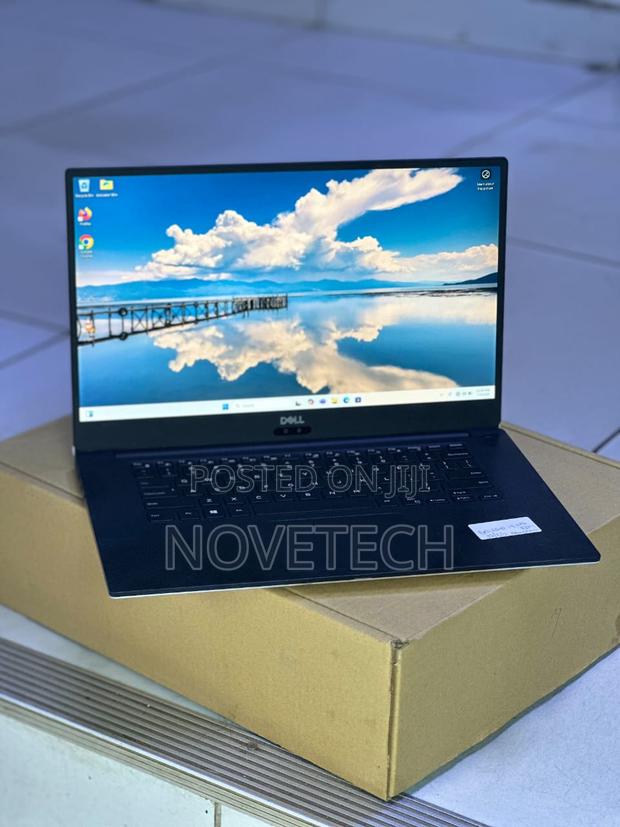 Laptop Dell Precision 15 5540 32GB Intel Core I9 SSD 512GB - thumbnail 3