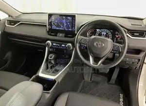 Toyota RAV4 2022 White
