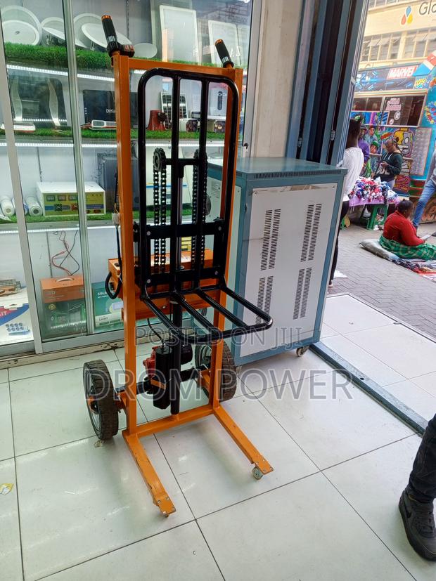 Electric Powered Hydraulic Trolley - thumbnail 2