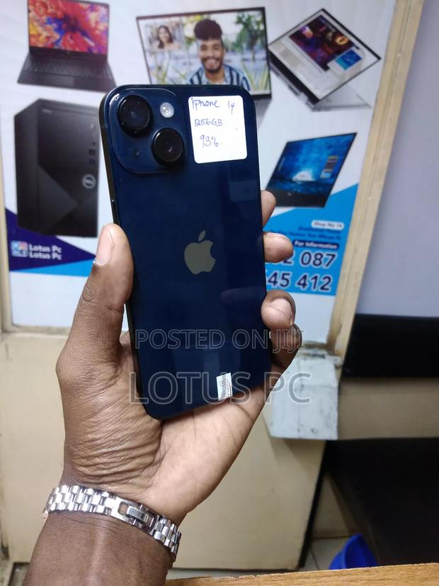 Apple iPhone 14 256 GB Blue - thumbnail 3