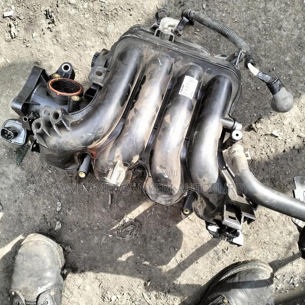 Manifold Mazda Demio Zj