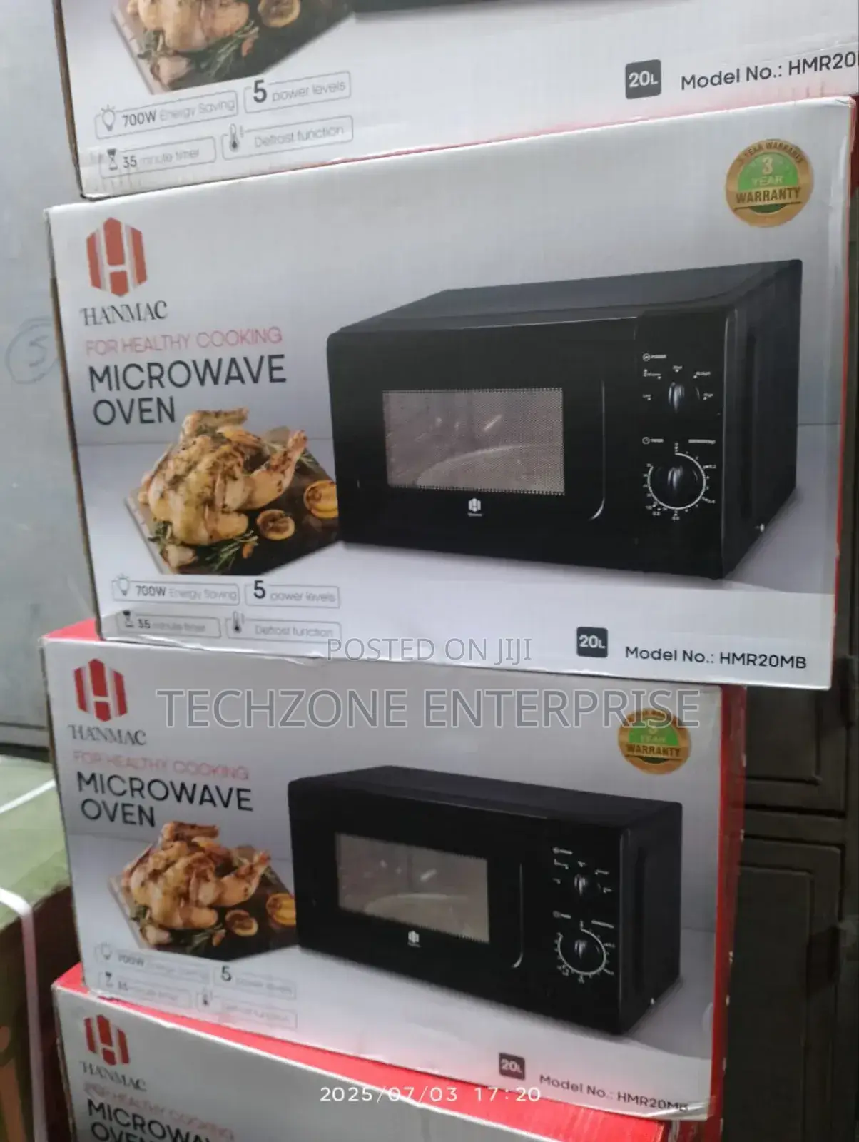 Hanmac 20 Litres Manual Black Microwave With 700 Watts