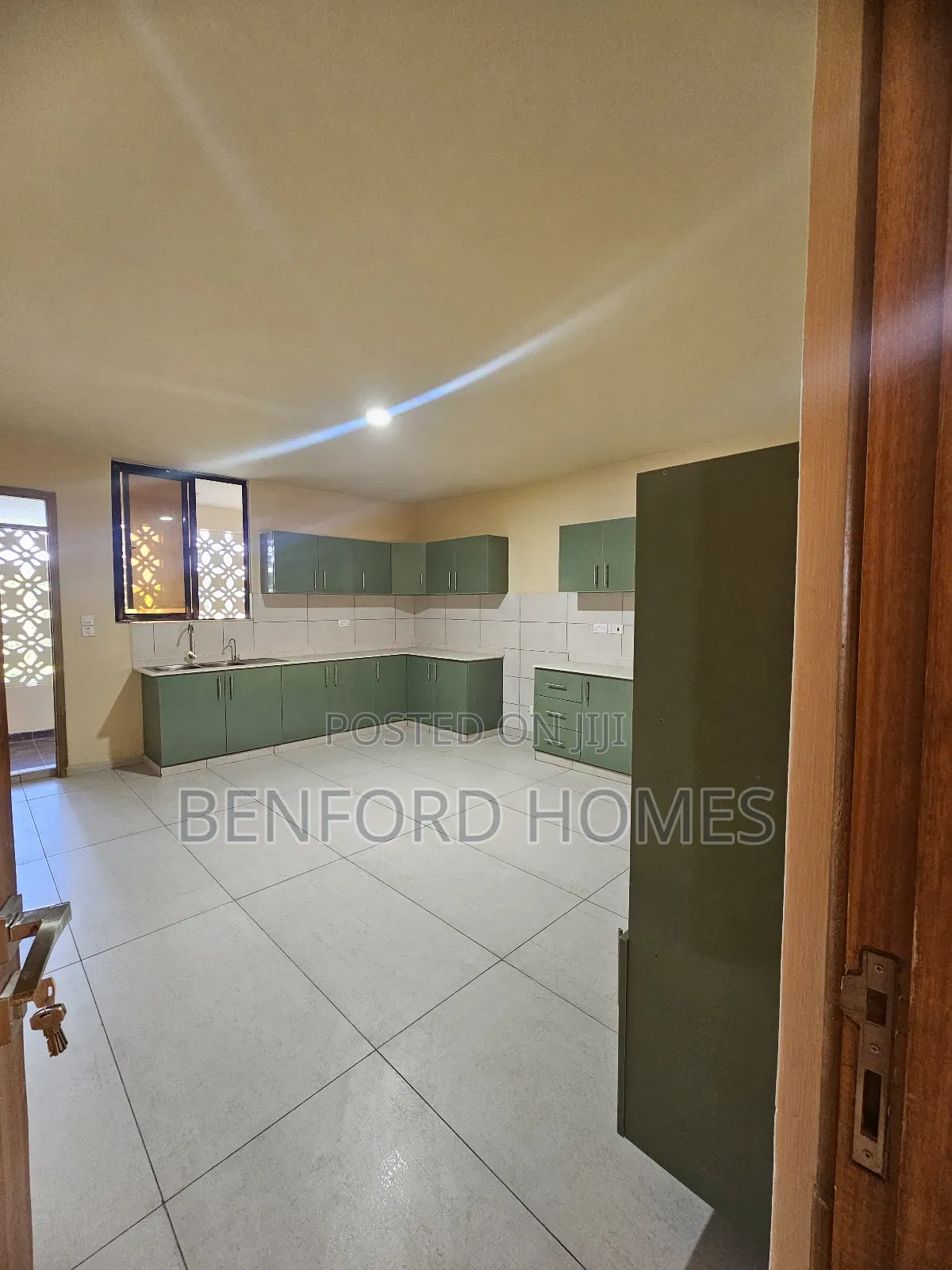 4bdrm Apartment in Nyali for rent