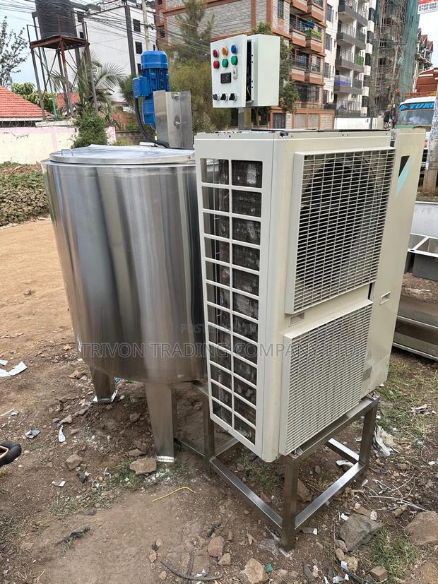 High Quality 1000 Liters Milk Chiller Machine