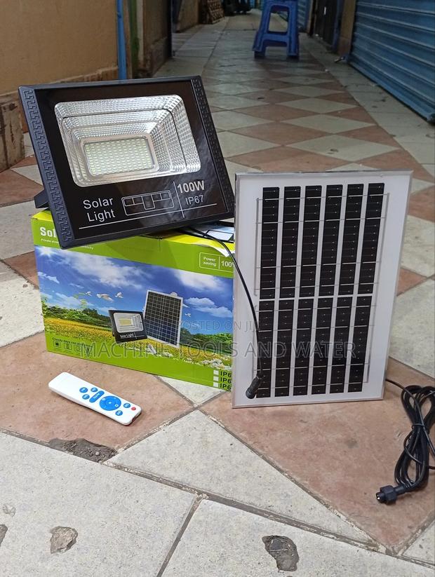 Intelligence Control Solar Street Light 100w 15ah Battery - main view