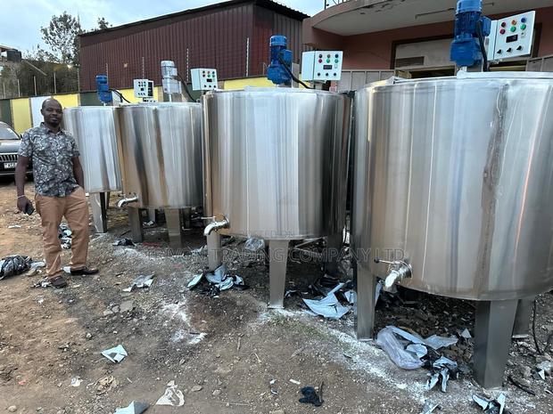 High Capacity 1000l Milk Chilling Tank - main view