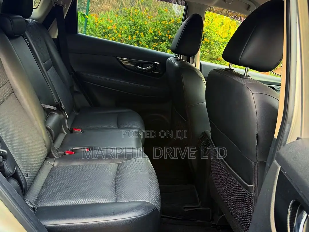 Nissan X-Trail 2.0 Petrol FWD 2018 Silver