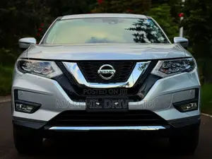 Nissan X-Trail 2.0 Petrol FWD 2018 Silver