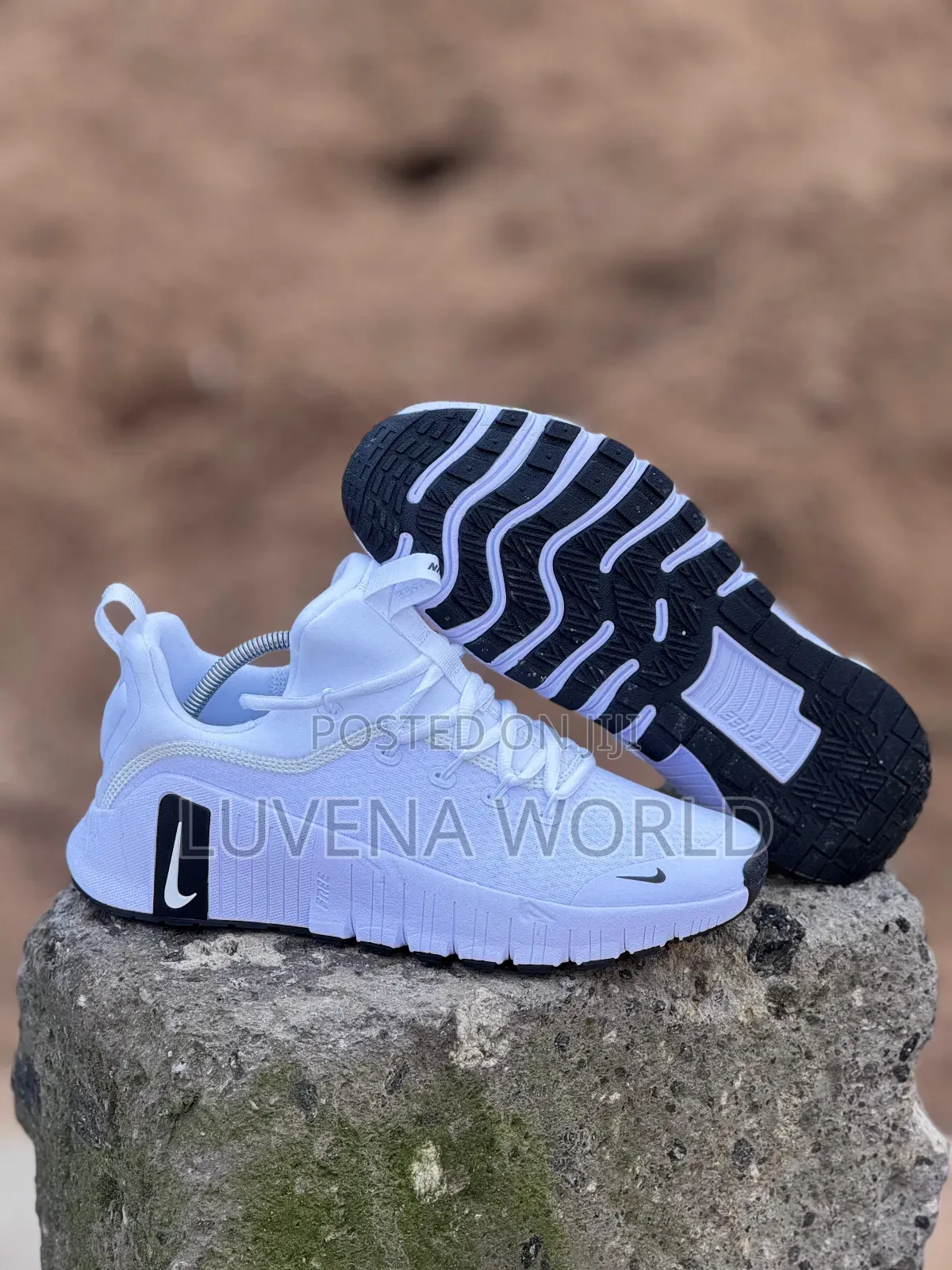Unisex Metcon Sneakers