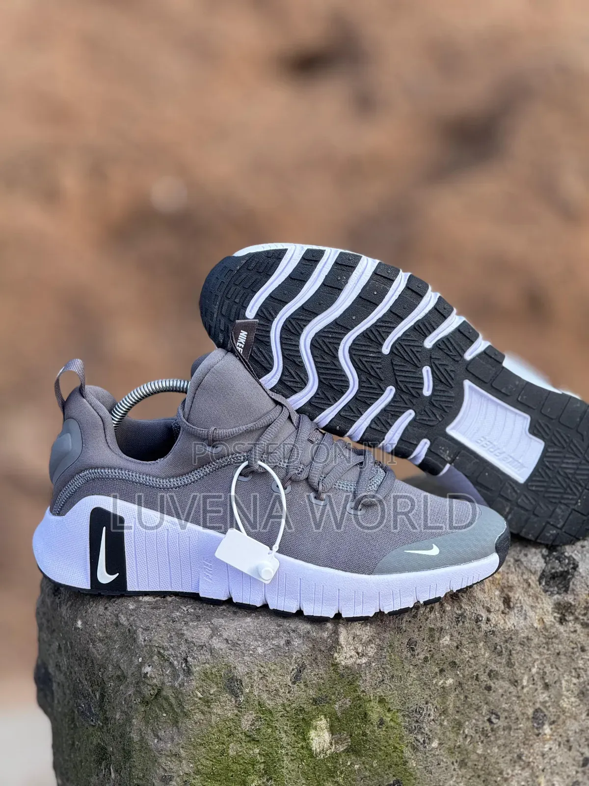 Grey Black Metcon