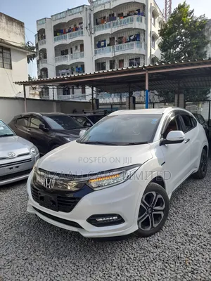 Honda Vezel 1.5 Hybrid 2WD 2018 White