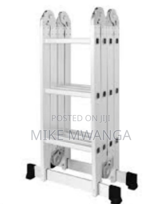 4 by 3steps Ladder - main view