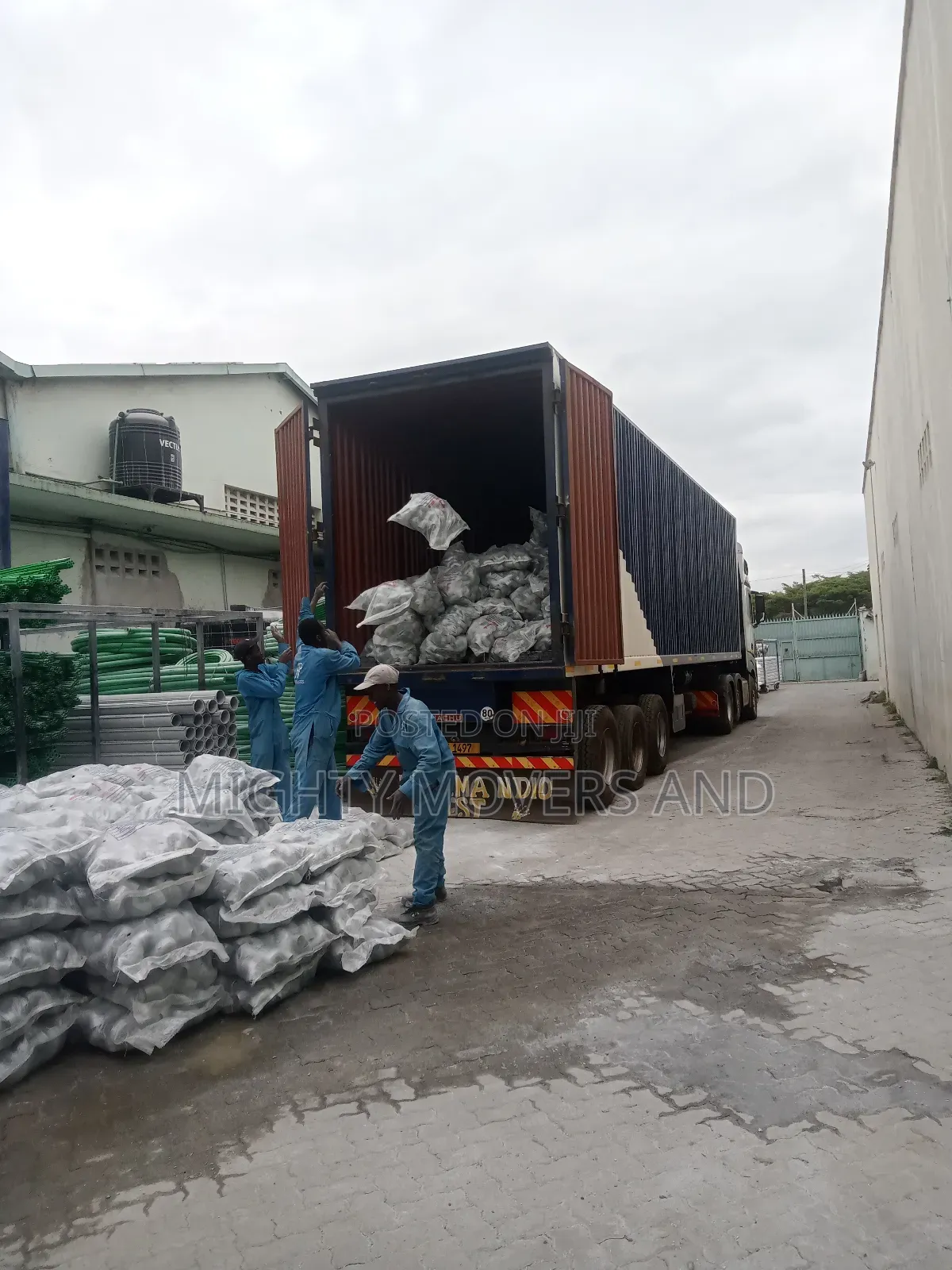 High Cube Boxbody Trailer for Logistic Jobs Accessible