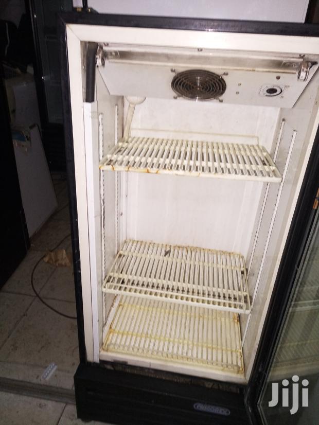 Mini Display Fridge - thumbnail 2